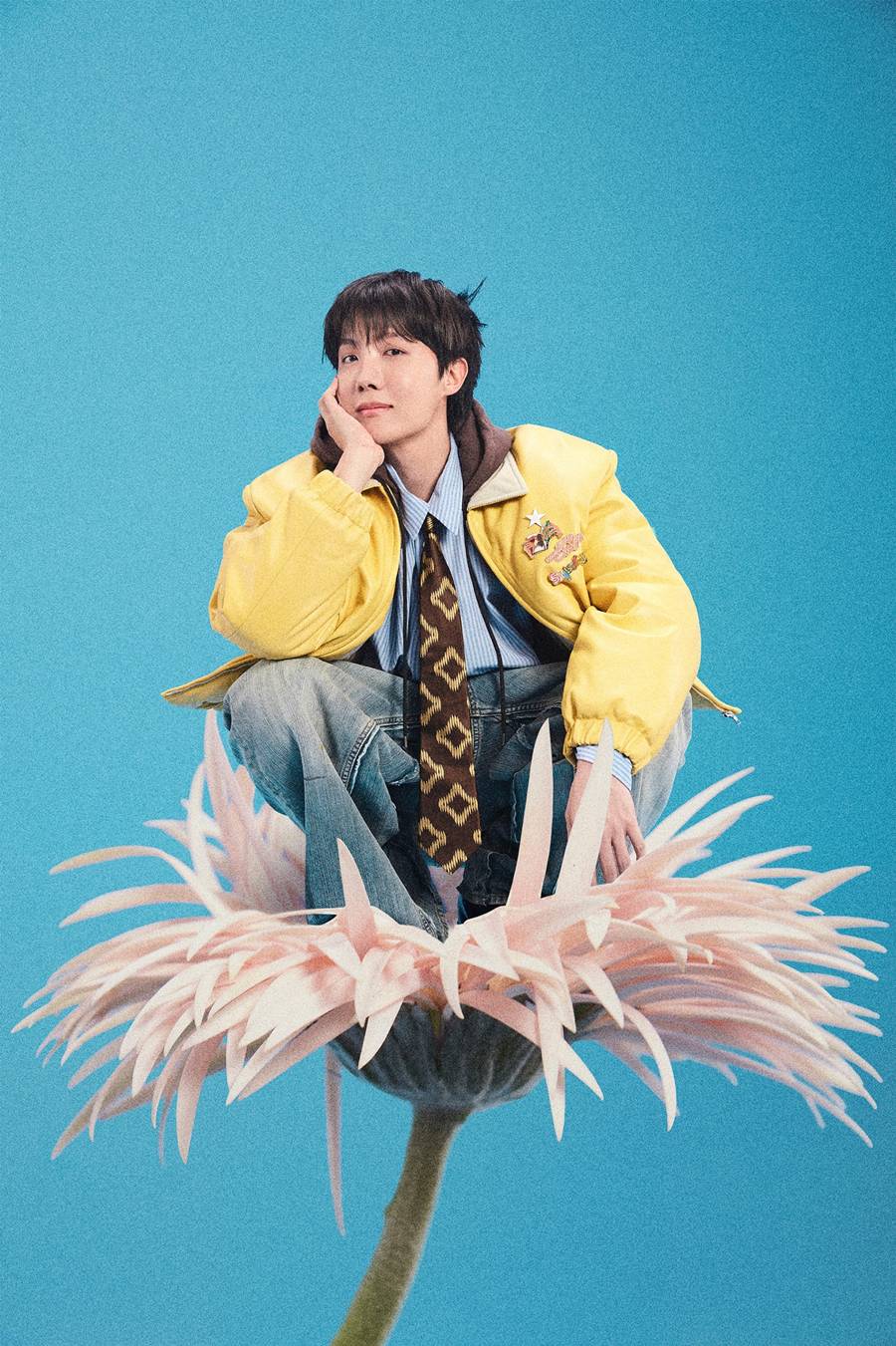 BTS 제이홉, 광화문 공연 2시간전 당부 글 띄웠다 "아미! 에너지 안전하게 써요"