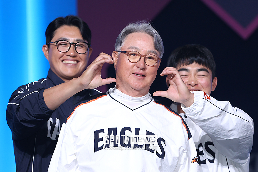 노시환 307억 초대형 계약, 한화 사람들은 놀라지 않는다 "그 정도 금액 받을수 있는 실력이…"