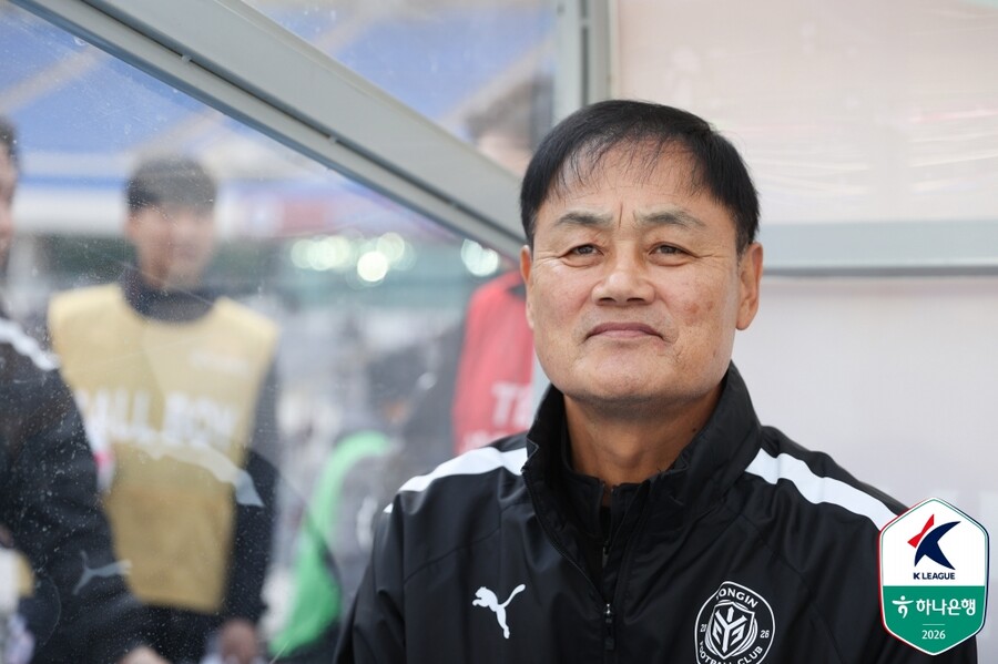 ▲ 최윤겸 용인FC 감독의 속은 타들어 간다. ⓒ한국프로축구연맹