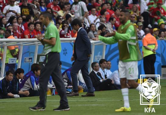 ▲ 북중미 월드컵 본선에서 맞붙을 남아프리카공화국 축구 국가대표팀을 겨냥한 가상 모의고사 성격의 경기였던 코트디부아르전은 한숨만 나오게 했다. 12년 전에도 홍명보호는 패배에서 교훈을 얻지 못했던 전례가 있어 더욱 걱정이다.  ⓒ대한축구협회
