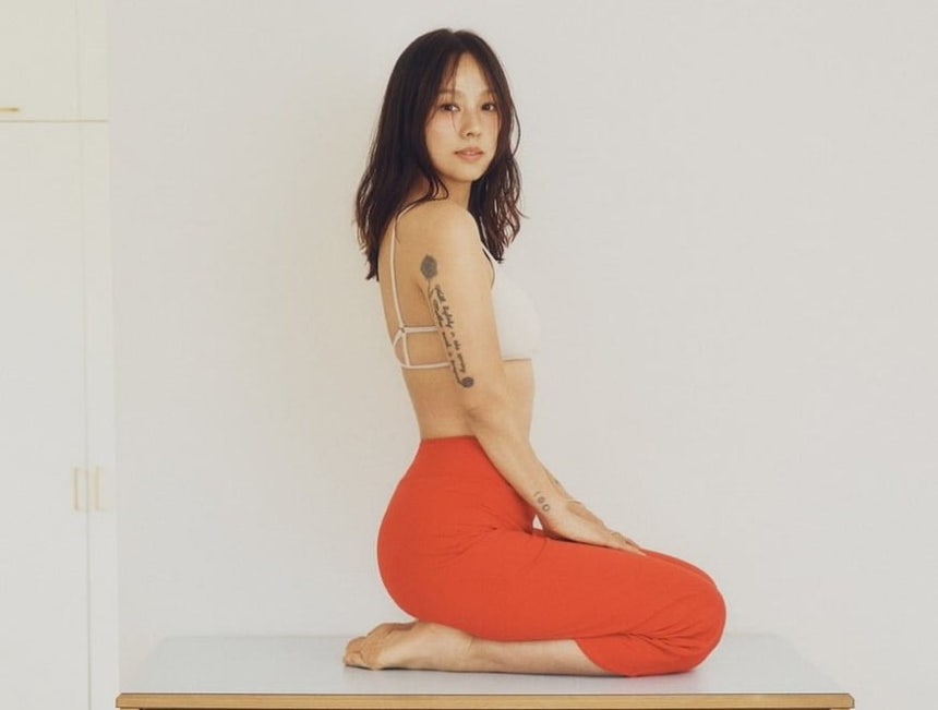 이효리 요가원, 엄격한 공지 띄웠다 "몸 만지거나 손 잡지 말라"