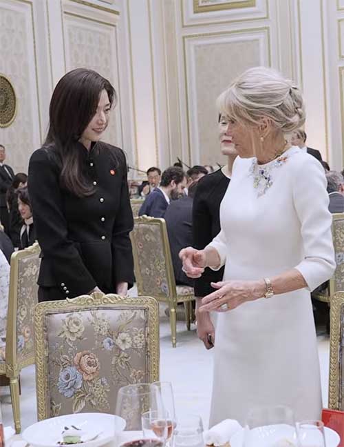 전지현, 프랑스 영부인과 만남 포착...청와대서 빛난 '글로벌 클래스'