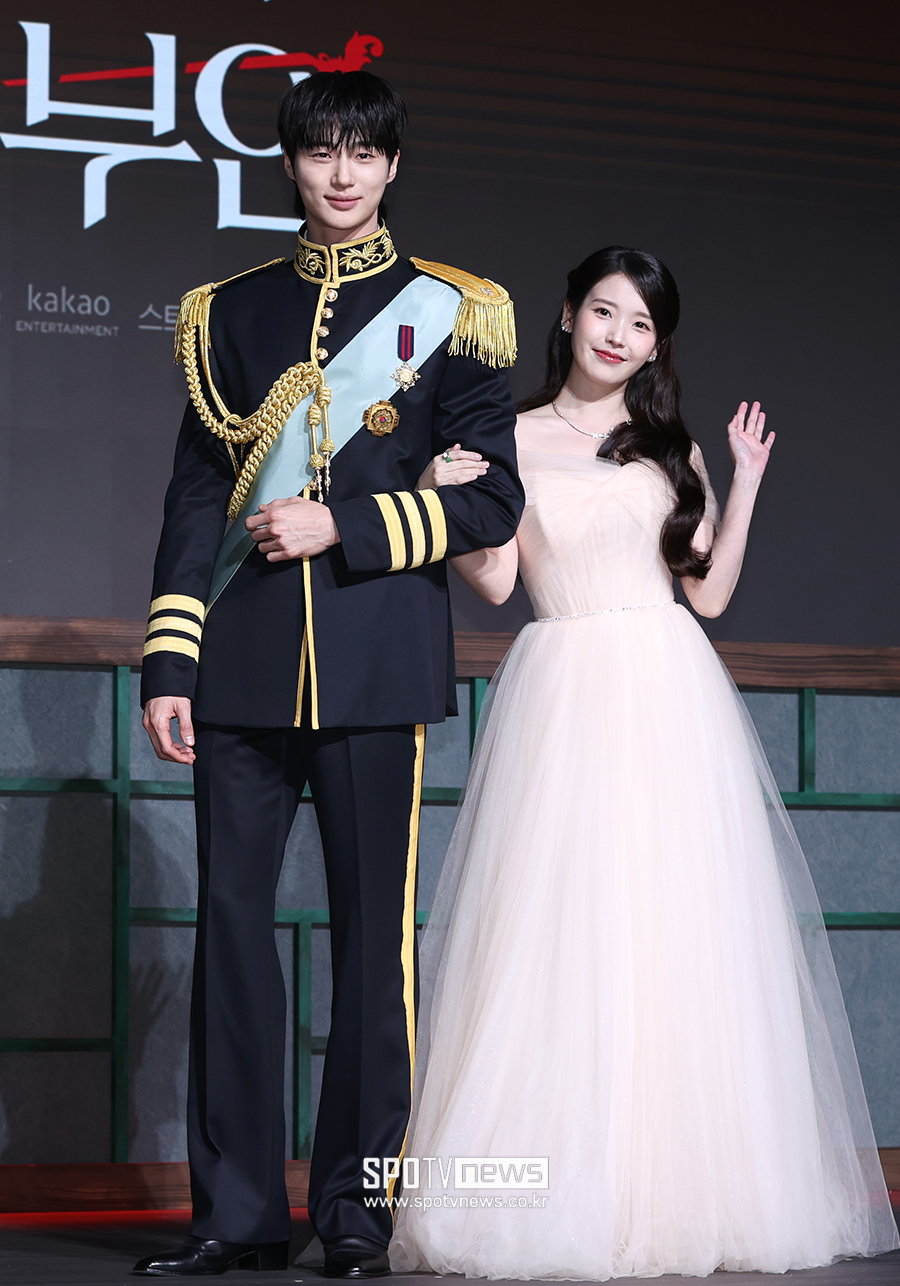 [포토S] 변우석-아이유, '이안대군과 당돌한 대군부인'