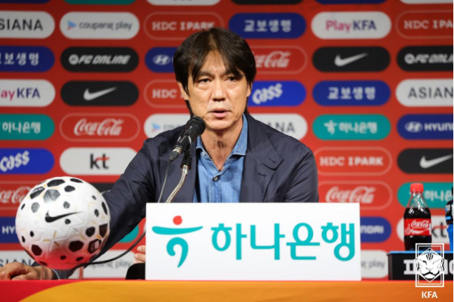 "홍명보 꼭두각시 아냐" 中도 선 그었다…"퍼거슨도 케이로스에게 전술 위임"→오역 논란까지 종결 수순