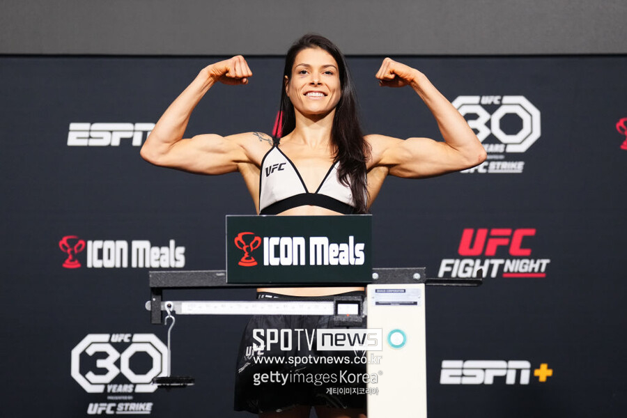 ▲ UFC 여성 파이터 멜리사 가투.