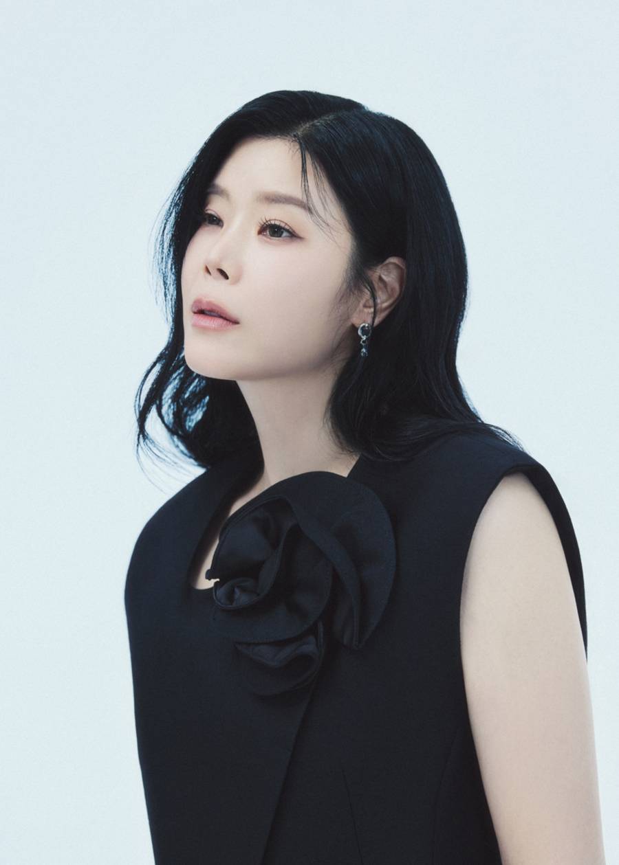 '이수와 이혼' 린, 한솥밥 먹던 소속사도 떠났다…"음악적 여정 마무리"[공식]