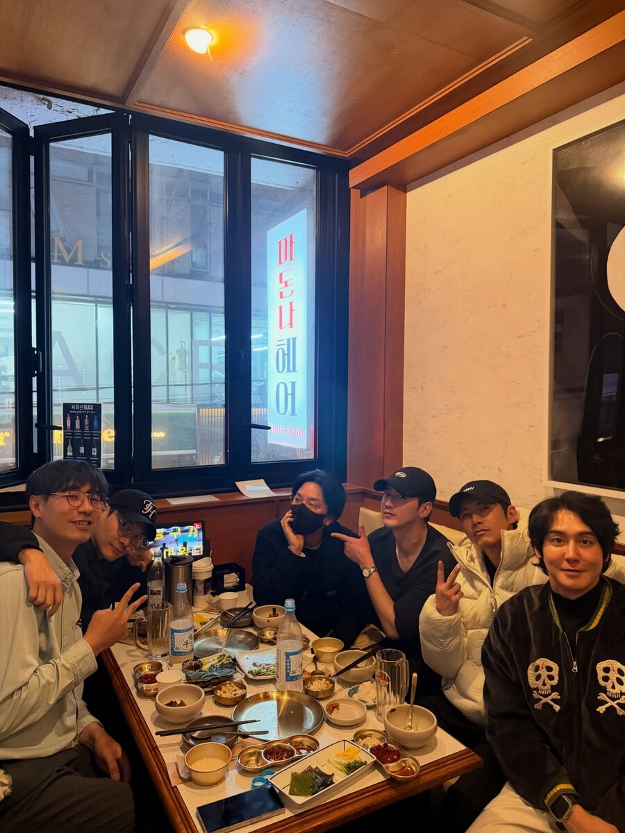 ▲ 클릭비 멤버 단체 사진. 출처| 김상혁 인스타그램