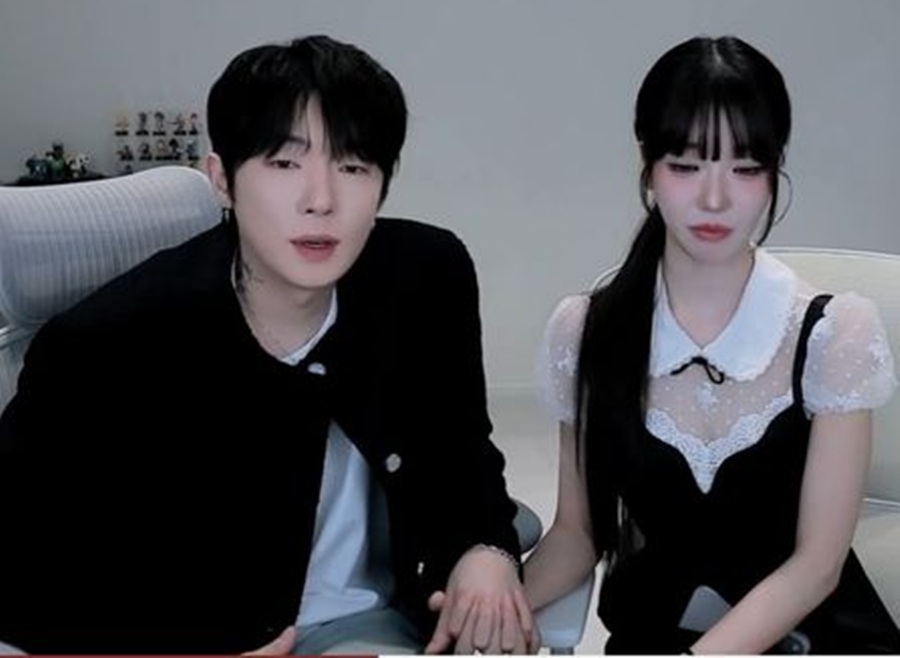 ▲ 1989년생인 케이와 2000년생인 과즙세연이 열애를 공식 인정했다. 출처| 케이 방송 캡쳐
