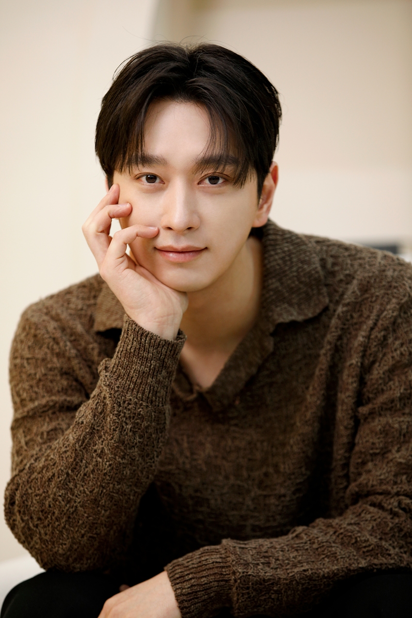 ▲ 황찬성. 제공|엘줄라이엔터테인먼트