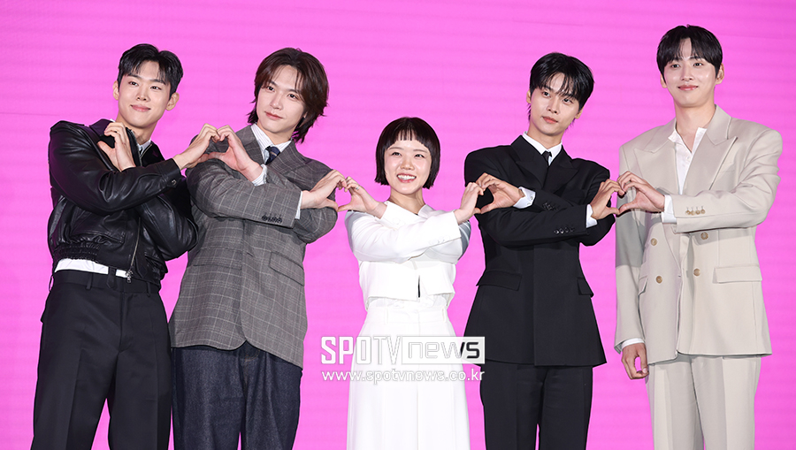 ▲ 손정혁 김재현 김향기 차학연 김동규 ⓒ곽혜미 기자