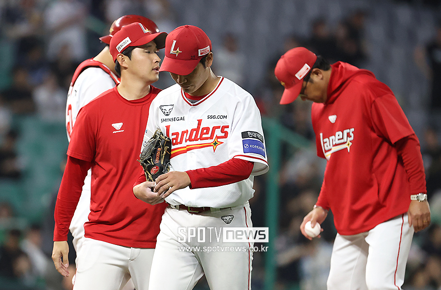 ▲ 타케다는 첫 3경기에서 9⅔이닝을 소화하는 데 그치며 3패 평균자책점 13.03이라는 최악의 성적을 기록 중이다.  ⓒ곽혜미 기자
