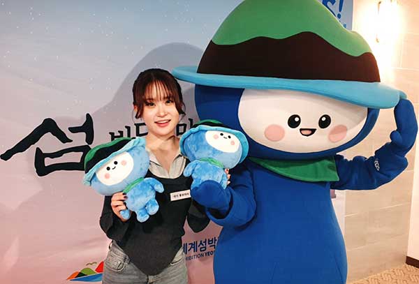 ▲ ‘2026 여수세계섬박람회’ 명예홍보대사로 위촉된 김다현. 제공|현컴퍼니