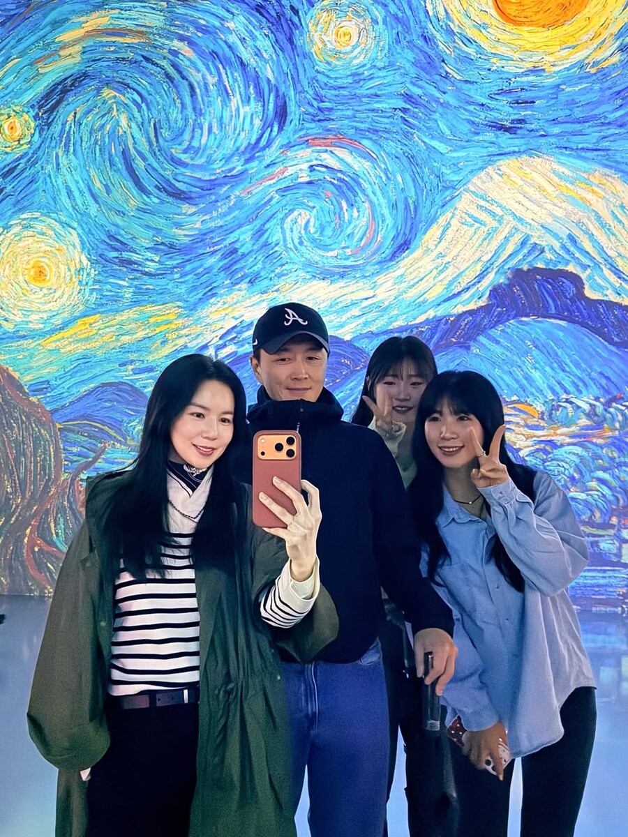 ▲ 진태현 가족. 출처| 한지혜 인스타그램