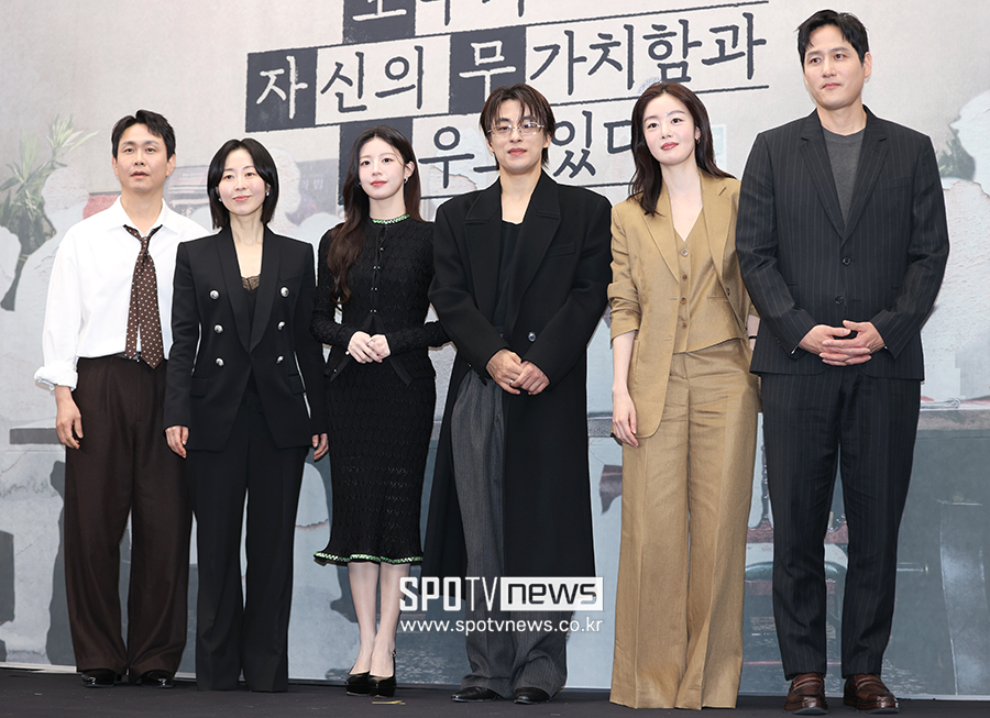 ▲ 오정세 강말금 고윤정 구교환 한선화 박해준 ⓒ곽혜미 기자