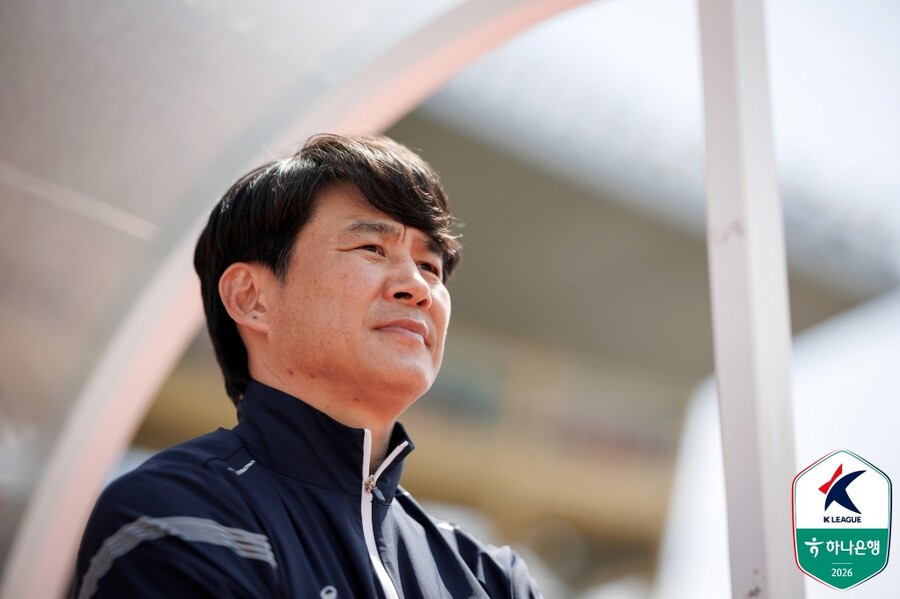박건하 감독, 수원FC 선수들에게 당부의 말 “축구를 하다보면 실점 할 수 있다…절대 위축되지 말아야”