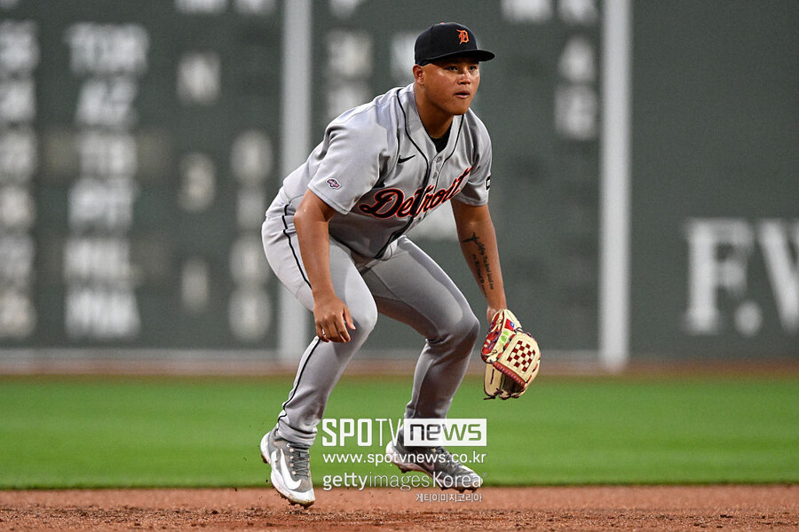 “한국 엿 먹어라” 경솔 발언→비판 폭주… 논란의 대만 선수, MLB 데뷔전서 무안타+실책 ‘악몽’