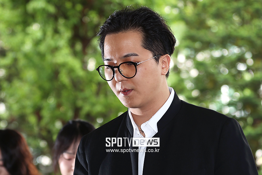 '부실 복무 의혹' 송민호, 102일 무단 결근 인정…책임자는 혐의 부인