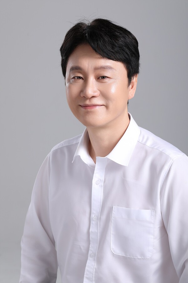 김학도, 국민 연극 '사랑해 엄마' 캐스팅…따뜻한 위로와 부성애 전한다