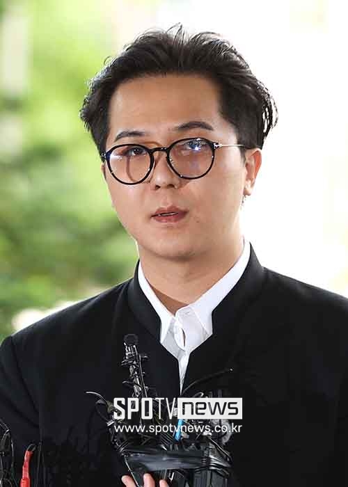 '102일 결근 인정' 송민호 "재복무 기회 주면 성실히"…검찰, 징역 1년 6개월 구형[종합]