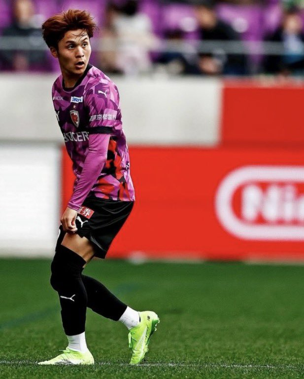 "박지성 꿈꾸던 소년, 일본인 됐다" 韓 유망주 국적 변경 완료…5월 4일 공식발표 "JFA 러브콜 결정적" 아시안게임→A대표팀 로드맵 가동