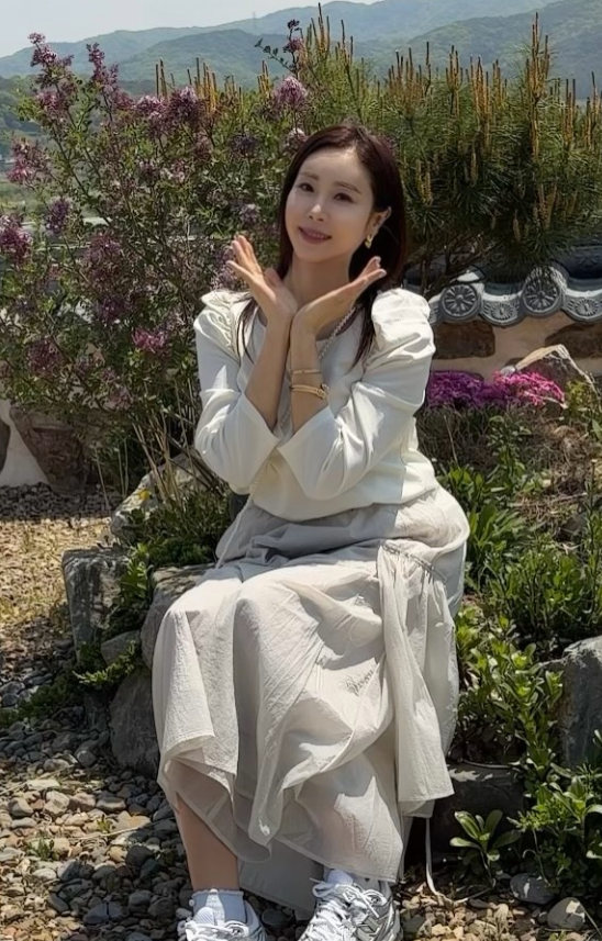 '47세' 한다감, 임신 발표 후 전한 근황 "완전 개명…데뷔 후 가장 많은 축하받아"