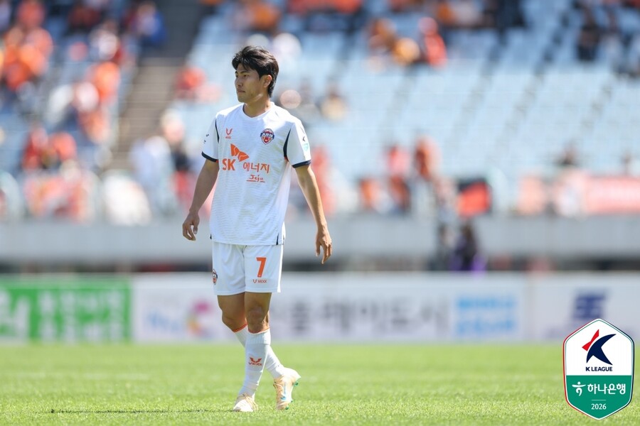 ▲ 어린이날인 5일 부천종합운동장에서 부천FC1995와 제주SK의 프로축구 K리그1 12라운드가 열렸다. 연고이전 역사와 맞물린 더비전은 뜨거운 장외대결이 펼쳐졌고, 남태희의 골로 제주의 1-0 승리로 끝났다. ⓒ 한국프로축구연맹