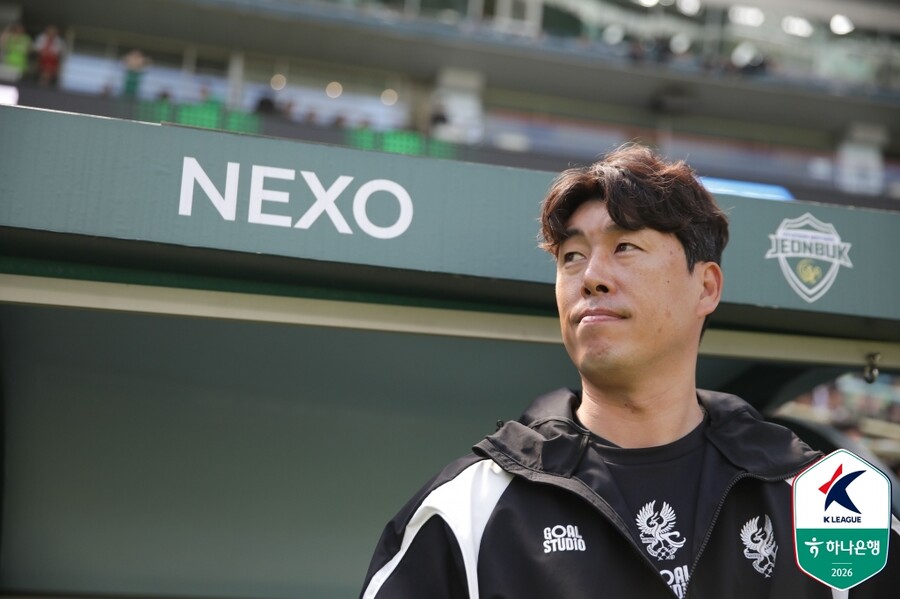 [SPO 현장] '충격의 8연패' 고개 숙인 광주 이정규 감독 "팬분들에게 죄송하다"