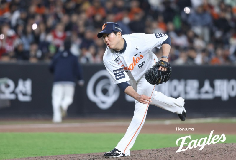 ▲ 올 시즌 극단적인 부진을 보이고 있는 박상원을 5일 KIA전에서도 0.2이닝 2실점으로 부진했다 ⓒ한화이글스