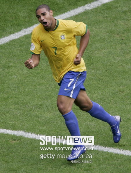 ▲ 57625963 @worldcup2006 Brasilien BRA Deutschland EOS1DMkII-235951 Fussball Ghana GHA Gruppe Jubel Laenderspiel Land Maenner Herren Nationalmannschaft Stimmung Weltmeisterschaft WM