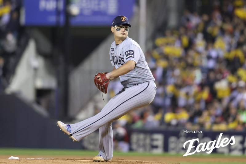 ▲ 올 시즌 제구 난조와 구위 저하라는 이중고를 겪으며 결국 2군으로 내려간 김서현 ⓒ한화이글스
