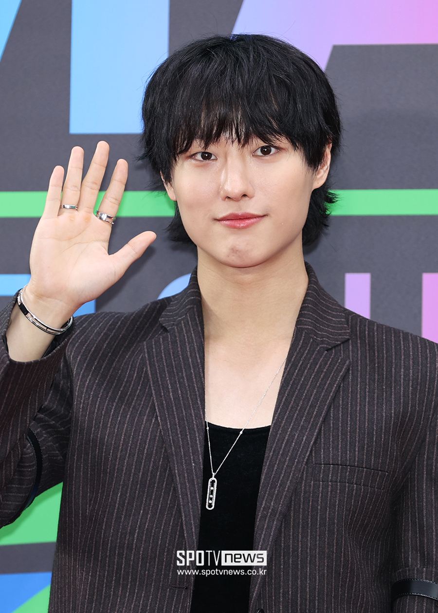 우즈, '무급 스태프 구인' 논란 사과 "송구스러워…미흡한 부분 조치 취할 것"[공식입장]