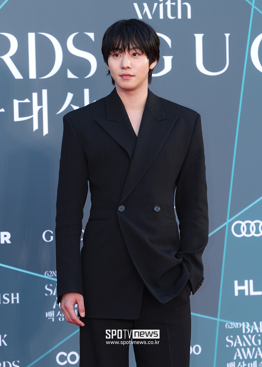 [포토S] 안효섭, '점점 멋있어져~'