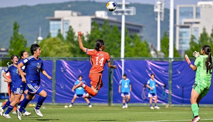▲ 한국은 일본과의 상대 전적 역시 열세에 놓이게 됐다. 이날 전까지 U-17 대표팀 간 맞대결에서 양국은 3승 4무 3패로 팽팽했다. 하나 총 전적이 3승 4무 4패로 바뀌면서 승보다 패가 더 많아졌다. ⓒ 연합뉴스