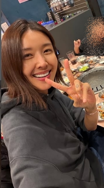 김빈우, 새벽에 노래+춤 파티..'층간 소음' 지적에 "1층인데요?" 결국 사과