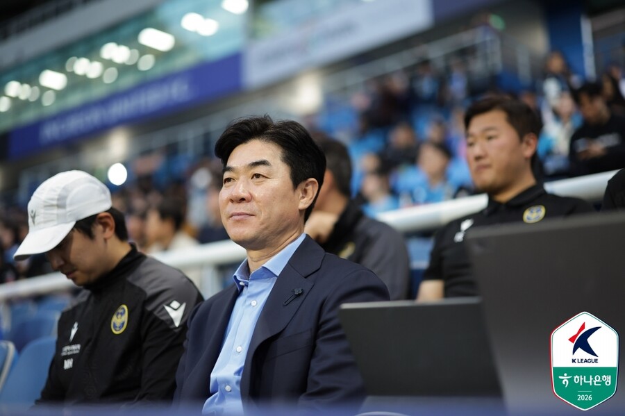 [SPO 현장] '홈 2연패' 인천 윤정환 감독 "팬들에게 죄송스럽다...이런 경기에서 결과 가져와야"