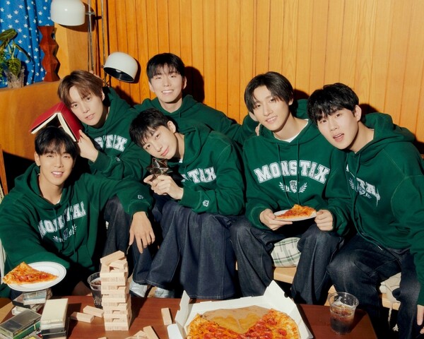 몬스타엑스, 14일 데뷔 11주년 맞았다 "몬베베의 자랑 되고 싶어"