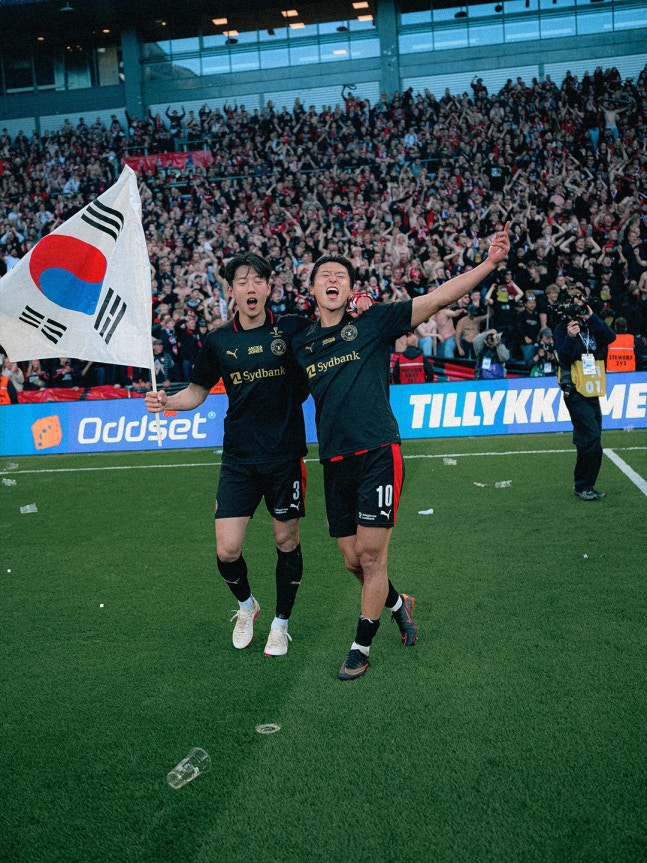 '태극기 펄럭' 韓 축구 또 우승 소식…'4강 골 → 결승도 골' 이한범 헤더 폭발, 조규성과 덴마크컵 챔피언 등극