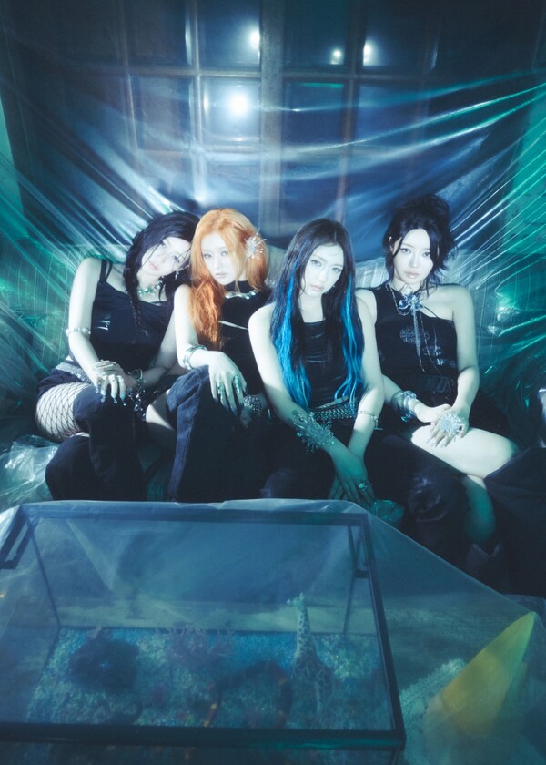 ▲ 피프티피프티가 네 번째 미니앨범 선공개곡 '스타스트럭'을 15일 오후 6시 발표한다. 제공|어트랙트