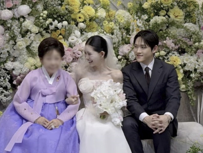 '故최진실 딸' 최준희, 외할머니와 극적 화해 "신랑과 찾아가 인사..어려서 잘 몰랐다 사과"