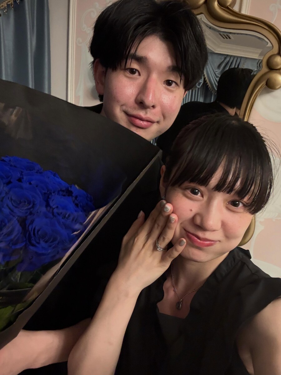 ▲ 일본 농구계에 깜짝 결혼 소식이 전해졌다. 현역 남녀 프로농구 스타가 부부의 연을 맺어 팬들의 뜨거운 축하를 받고 있다. 일본 '디 앤서'는 20일 "일본 남자 프로농구 B.리그 시가 레이크스 소속 포인트가드 도키타 고헤이(왼쪽)와 여자 W리그 덴소 아이리스에서 역시 포인트가드로 활약 중인 기무라 아미가 지난 18일 인스타그램 공동 게시물을 통해 결혼 소식을 직접 발표했다"고 전했다. ⓒ 기무라 아미 SNS