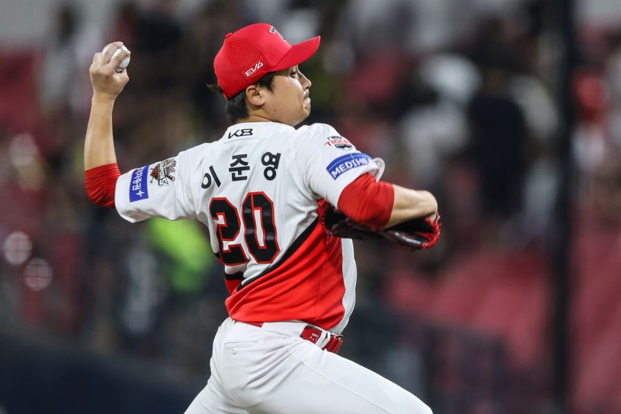 ▲ 올 시즌을 앞두고 3년 총액 12억 원에 FA 계약을 했으나 아직 시즌 첫 1군 등판을 이루지 못하고 있는 이준영 ⓒKIA타이거즈
