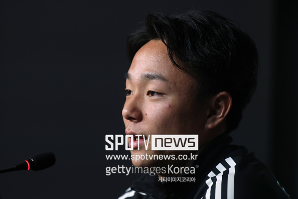 "너는 필요없는 선수" 감독이 일본 유망주 대놓고 무시..."본인이 U21팀 경기 출전 요청했을 정도"