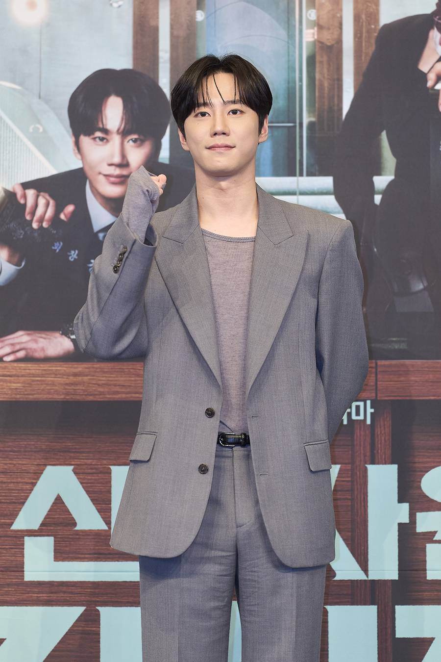 '신입사원 강회장' 이준영 "손현주와 영혼 체인지 부담…출연 작품 많이 봐"