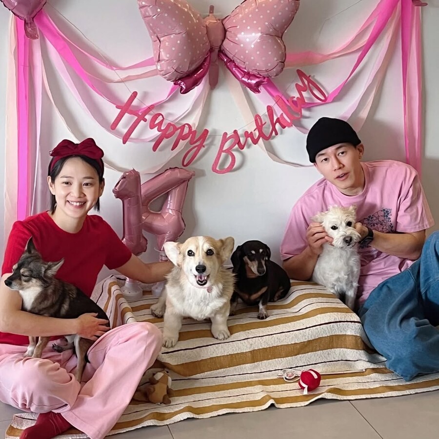 ▲ 윤승아가 17년을 함께한 반려견을 떠나보냈다. 출처|윤승아 SNS