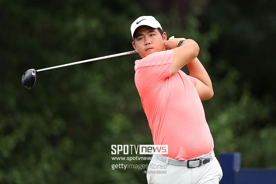 '우승 도전' 김주형 PGA 찰스 슈왑 챌린지 1R 선두…6언더파