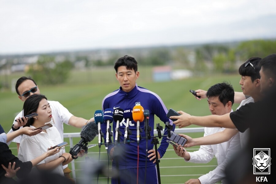 [선발라인업] 손흥민 원톱-옌스 윙백-이기혁 센터백…한국, 트리니다드토바고전 베스트11 발표