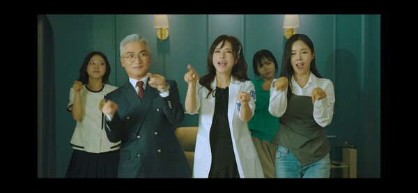 조재윤 "멜로배우 꿈 이뤘다"…이지 '우리 오빠야' 뮤비서 조정민과 '로맨스 호흡'