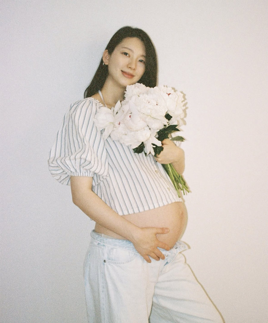 김진경, ♥김승규 월드컵 앞두고 득녀 "내가 해냈다, 난 극성맘"