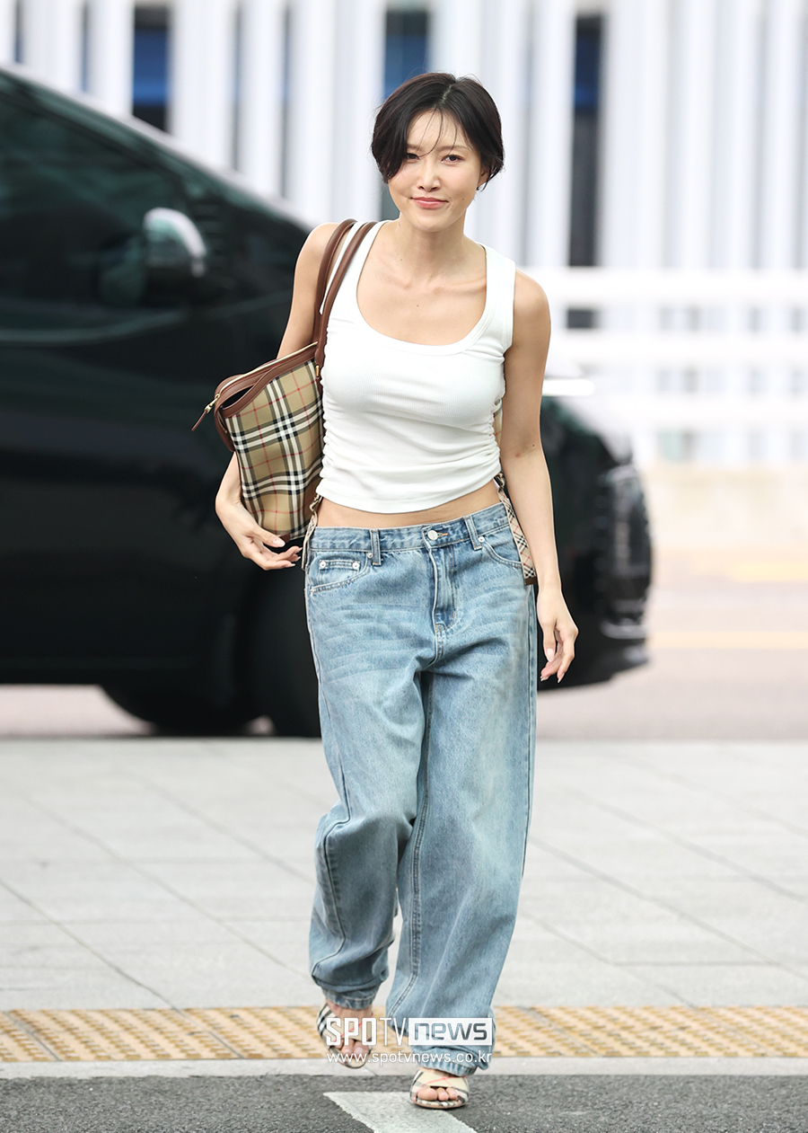 [포토S] 화사, '꾸안꾸 공항 패션'