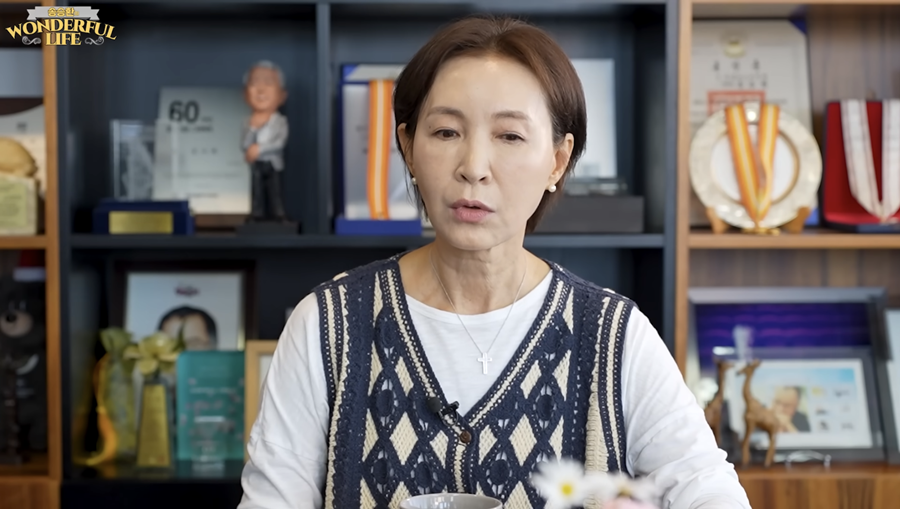 정애리, 복막염 수술하고 난소암 판정…"기적 없더라, 머리 빠져 아예 밀어"